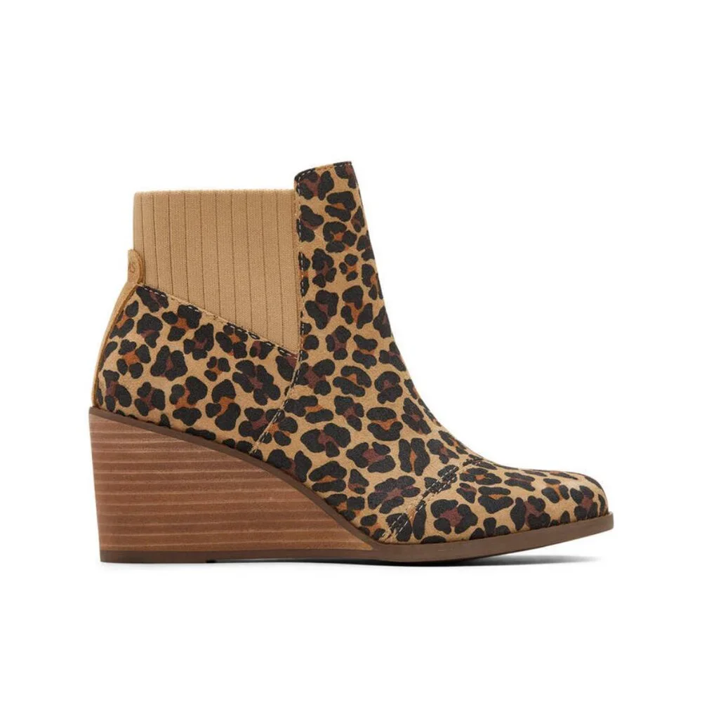TOMS Sadie Suede Wedge in Leopard